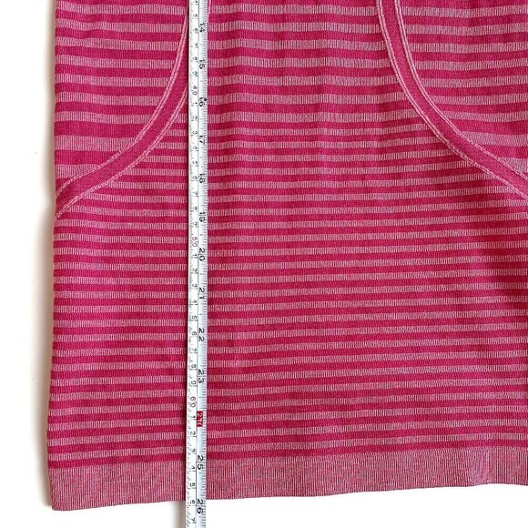 Lululemon Womens Swiftly Tech Short Sleeve Shirt Rare Design Striped - Picture 10 of 15